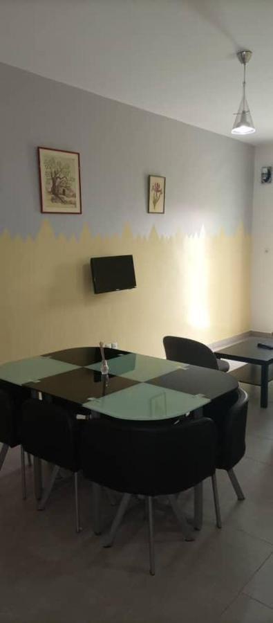 Résidence Marie France MENDY Toubab Dialaw Exterior foto